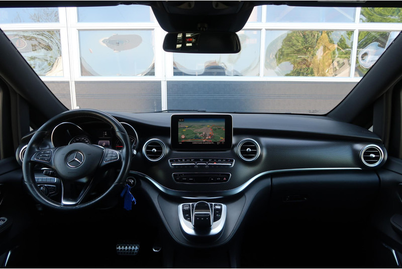 Mercedes-Benz V-Klasse 250d Lang DC Edition AUT/ 360/ LED/ 1E EIG/ 2X DEUR/ CLIMA/ CRUISE/ NAVI - Kleine bestelwagen, Bestelwagen met dubbele cabine: afbeelding 4 Mercedes-Benz V-Klasse 250d Lang DC Edition AUT/ 360/ LED/ 1E EIG/ 2X DEUR/ CLIMA/ CRUISE/ NAVI - Kleine bestelwagen, Bestelwagen met dubbele cabine: afbeelding 4