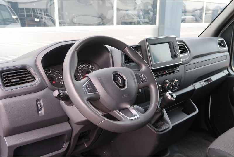 Renault Master T35 2.3 dCi 180 L3H2 Energy LED/ CRUISE/ AIRCO/ IMPERIAAL/ TREKHAAK - Gesloten bestelwagen: afbeelding 2 Renault Master T35 2.3 dCi 180 L3H2 Energy LED/ CRUISE/ AIRCO/ IMPERIAAL/ TREKHAAK - Gesloten bestelwagen: afbeelding 2