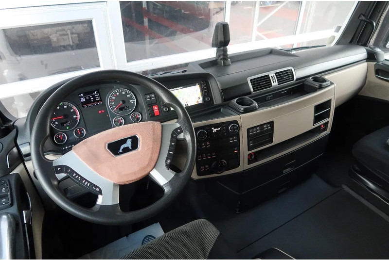 MAN TGX 26.580 6X2/4 RETARDER/ STEERED-PUSHER/ PTO/ ETC - Trekker: afbeelding 2 MAN TGX 26.580 6X2/4 RETARDER/ STEERED-PUSHER/ PTO/ ETC - Trekker: afbeelding 2