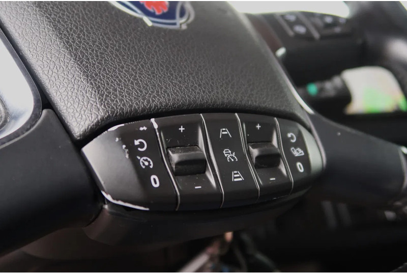 Scania R500 NGS 6x2/4 NB RETARDER/ FULL AIR/ SLIDE DISH/ DIFF-LOCK/ ACC - Trekker: afbeelding 5 Scania R500 NGS 6x2/4 NB RETARDER/ FULL AIR/ SLIDE DISH/ DIFF-LOCK/ ACC - Trekker: afbeelding 5