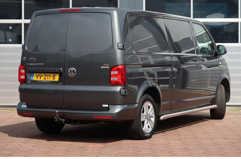 Volkswagen Transporter 2.0 TDI L2H1 Highline AUT/ NAVI/ CAMERA/ CRUISE/ AIRCO/ LEDER/ TREKHAAK - Kleine bestelwagen: afbeelding 4 Volkswagen Transporter 2.0 TDI L2H1 Highline AUT/ NAVI/ CAMERA/ CRUISE/ AIRCO/ LEDER/ TREKHAAK - Kleine bestelwagen: afbeelding 4