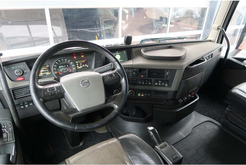 Volvo FH 500 VDL HOOKLIFT 25T/ FULL AIR/ NL-TRUCK/ LIFT - Kabelsysteem truck: afbeelding 2 Volvo FH 500 VDL HOOKLIFT 25T/ FULL AIR/ NL-TRUCK/ LIFT - Kabelsysteem truck: afbeelding 2