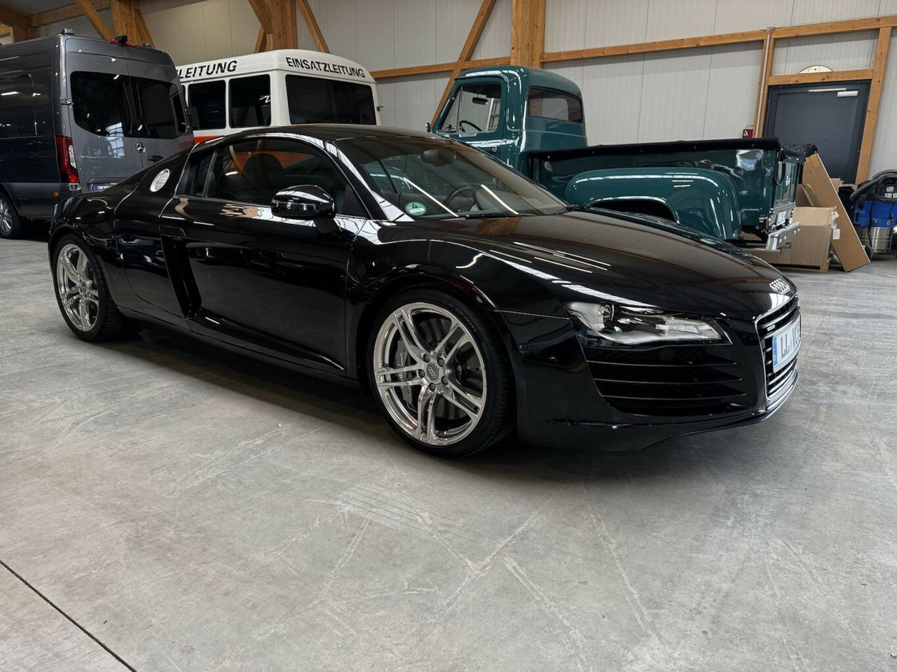 Audi R8 4.2 FSI V8 quattro Coupé - Personenwagen: afbeelding 4 Audi R8 4.2 FSI V8 quattro Coupé - Personenwagen: afbeelding 4