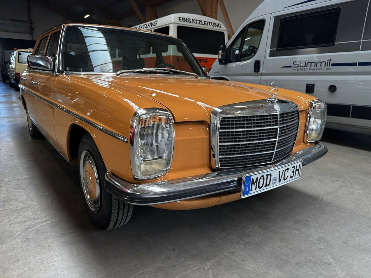 Mercedes-Benz 200 D/8 - Sedan: afbeelding 3 Mercedes-Benz 200 D/8 - Sedan: afbeelding 3