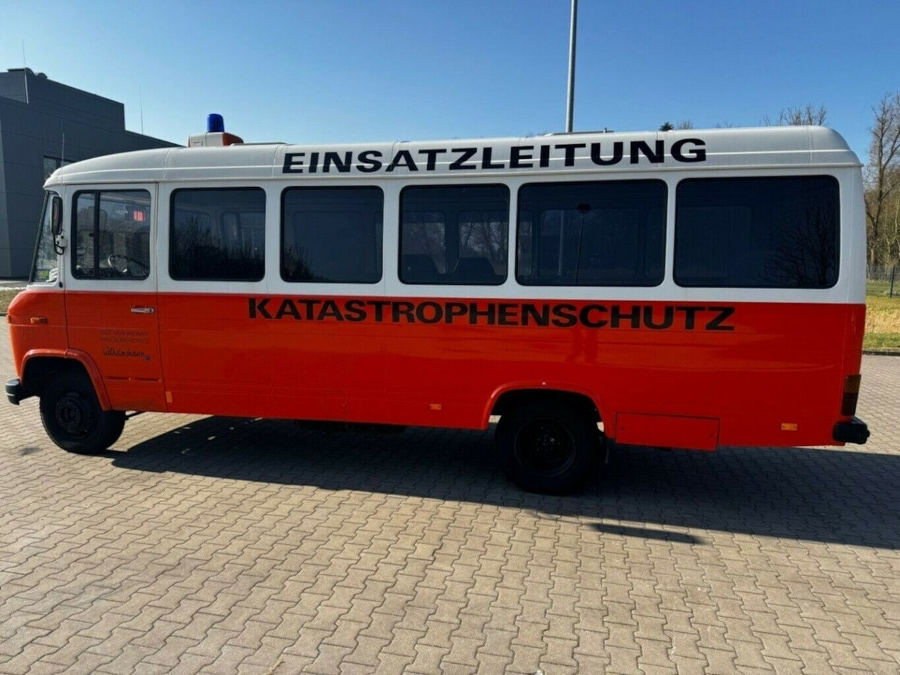 Mercedes-Benz O 309D Breitmaul Bus - Buscamper: afbeelding 5 Mercedes-Benz O 309D Breitmaul Bus - Buscamper: afbeelding 5
