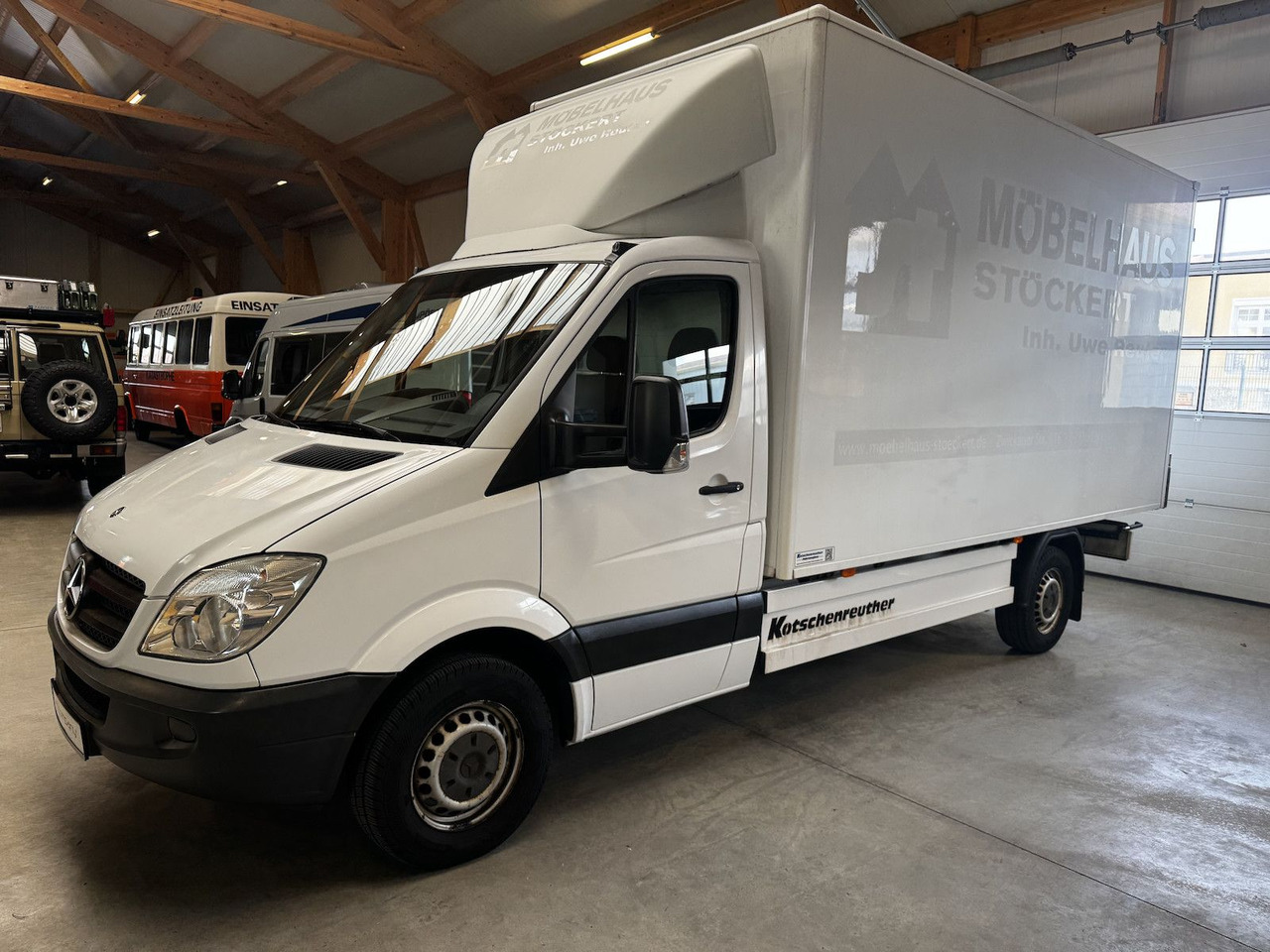 Mercedes-Benz Sprinter 313 CDI Möbelkoffer 1.Hd. Scheckheft - Bestelwagen gesloten laadbak: afbeelding 1 Mercedes-Benz Sprinter 313 CDI Möbelkoffer 1.Hd. Scheckheft - Bestelwagen gesloten laadbak: afbeelding 1