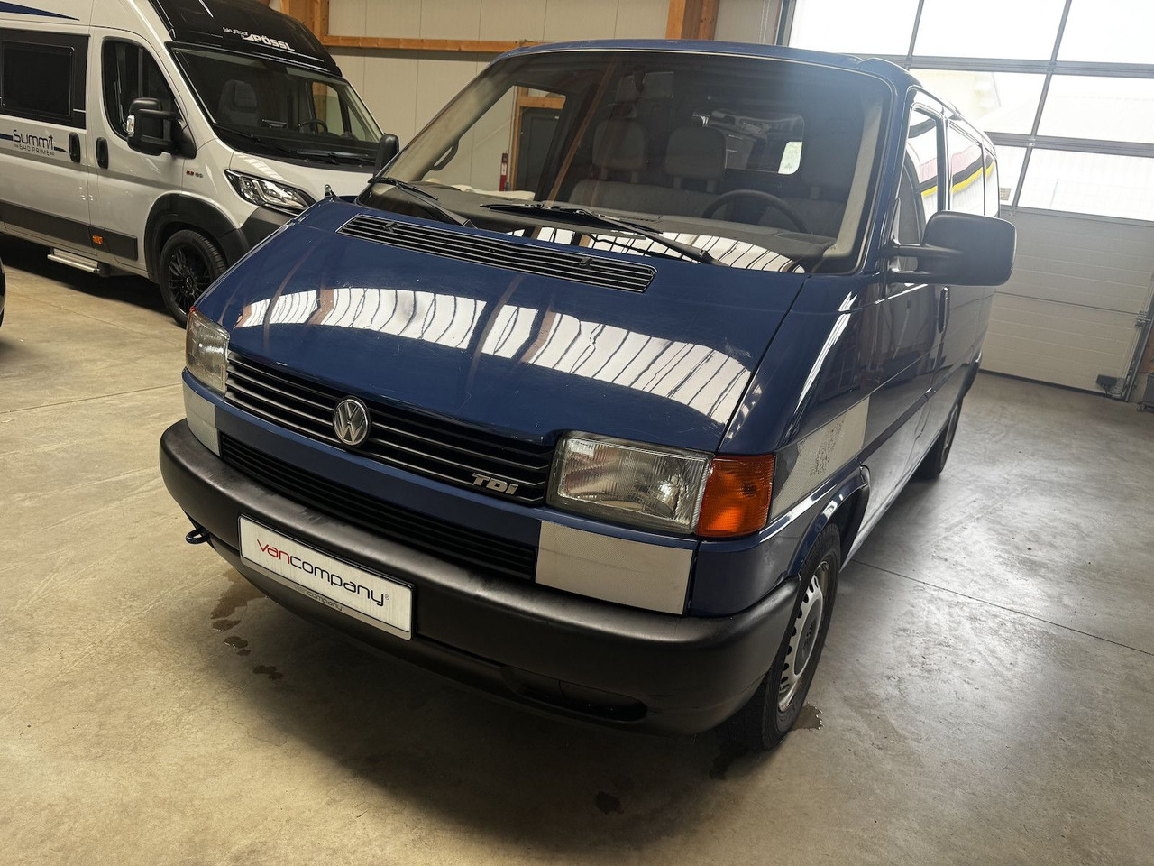 Volkswagen T4 2.5 TDI Syncro 1. Hand - Kleine bestelwagen: afbeelding 2 Volkswagen T4 2.5 TDI Syncro 1. Hand - Kleine bestelwagen: afbeelding 2