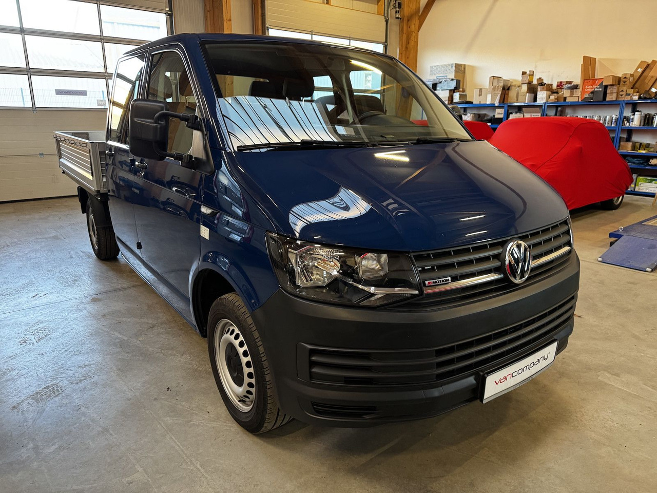 Volkswagen T6 Doka Pritsche 2.0 TDI 4Motion 4x4 indienblau - Bestelwagen open laadbak: afbeelding 3 Volkswagen T6 Doka Pritsche 2.0 TDI 4Motion 4x4 indienblau - Bestelwagen open laadbak: afbeelding 3