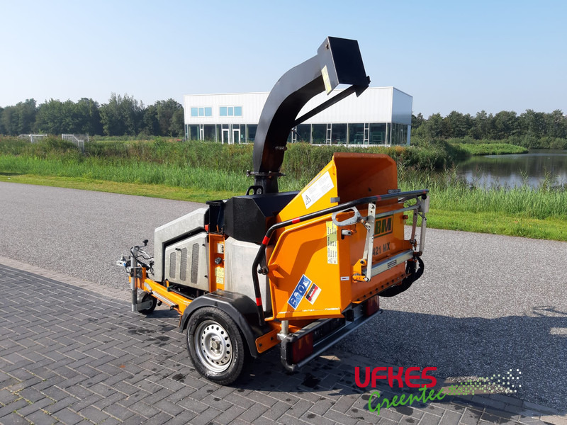 JBM 421 MX - Houtversnipperaar: afbeelding 1 JBM 421 MX - Houtversnipperaar: afbeelding 1