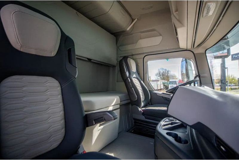 Trekker Ford F-Max 500 | Leasing from €1420/month: afbeelding 9