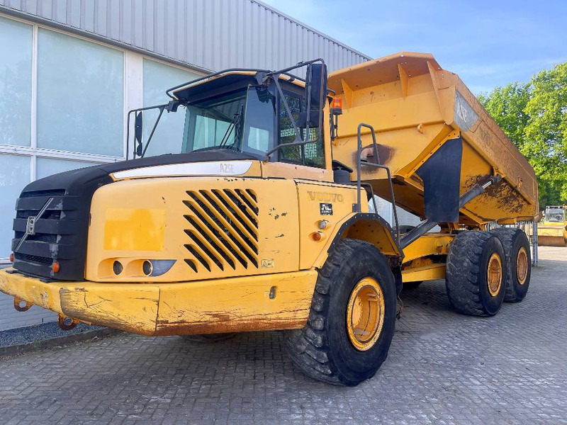 Volvo A25E - Kiepwagen met knikbesturing: afbeelding 2 Volvo A25E - Kiepwagen met knikbesturing: afbeelding 2