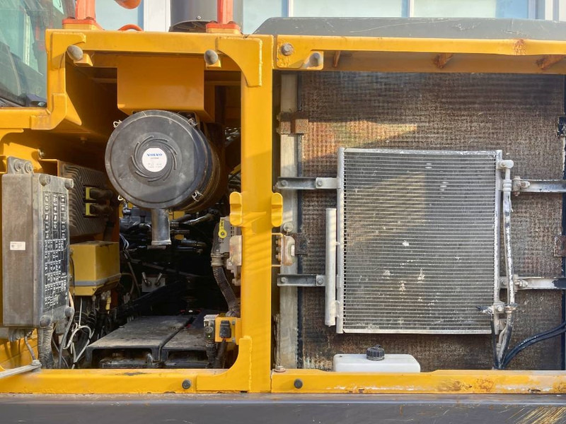 Leasing Volvo EC 220 EL 2016 TOPCON 3D GPS Volvo EC 220 EL 2016 TOPCON 3D GPS: afbeelding 12 Leasing Volvo EC 220 EL 2016 TOPCON 3D GPS Volvo EC 220 EL 2016 TOPCON 3D GPS: afbeelding 12