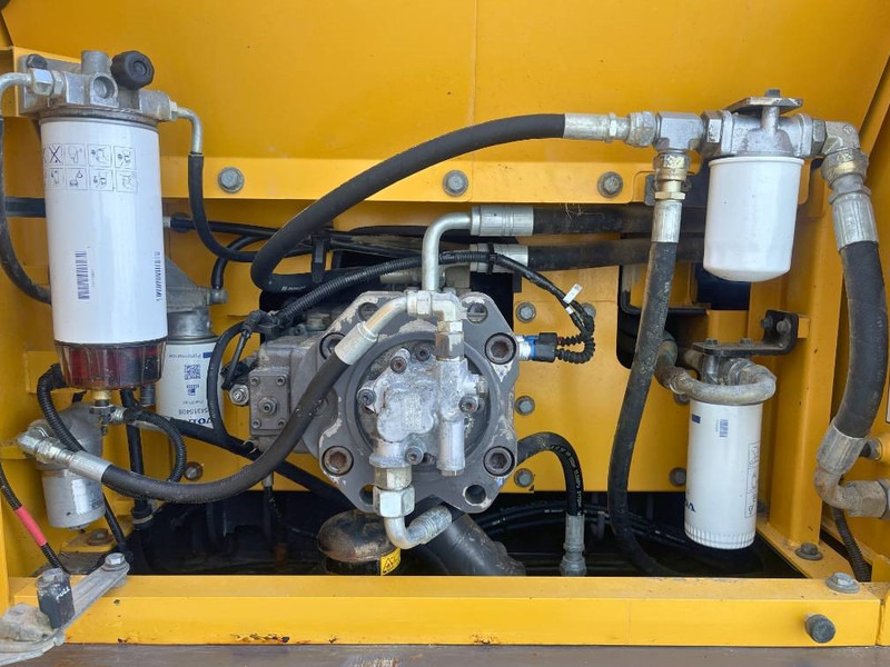 Leasing Volvo EC 220 EL 2016 TOPCON 3D GPS Volvo EC 220 EL 2016 TOPCON 3D GPS: afbeelding 13 Leasing Volvo EC 220 EL 2016 TOPCON 3D GPS Volvo EC 220 EL 2016 TOPCON 3D GPS: afbeelding 13