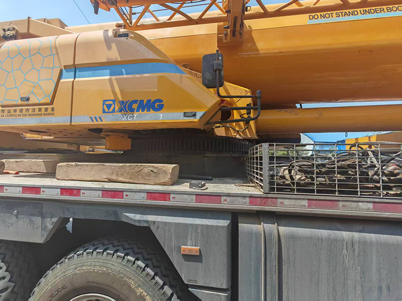 XCMG 2020 XCT80L6-I used 80ton crane truck hydraulic price - Mobiele kraan: afbeelding 4 XCMG 2020 XCT80L6-I used 80ton crane truck hydraulic price - Mobiele kraan: afbeelding 4