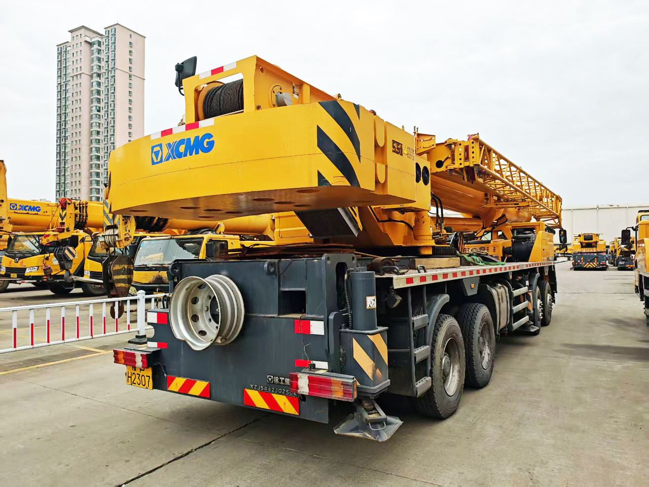 XCMG Factory Second Hand 50 Ton Mobile Crane QY50K5C_1 Hydraulic Arm Crane For Trucks - Mobiele kraan: afbeelding 4 XCMG Factory Second Hand 50 Ton Mobile Crane QY50K5C_1 Hydraulic Arm Crane For Trucks - Mobiele kraan: afbeelding 4