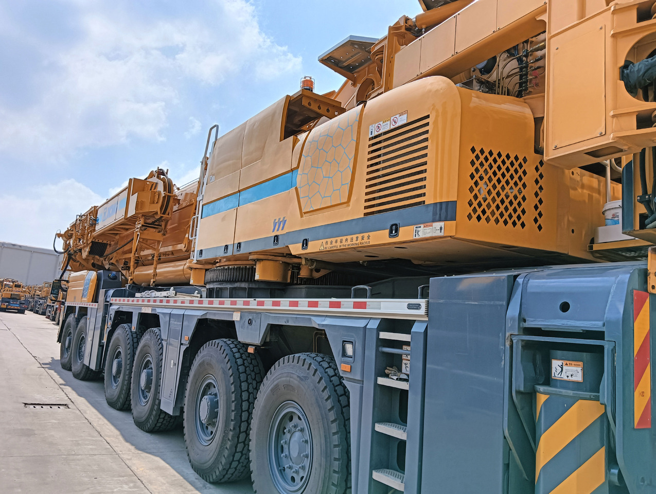 XCMG Manufacturer Second Hand Hydraulic Crane XCA600 600 Ton All Terrain Cranes Price - Alle terrein kraan: afbeelding 5 XCMG Manufacturer Second Hand Hydraulic Crane XCA600 600 Ton All Terrain Cranes Price - Alle terrein kraan: afbeelding 5