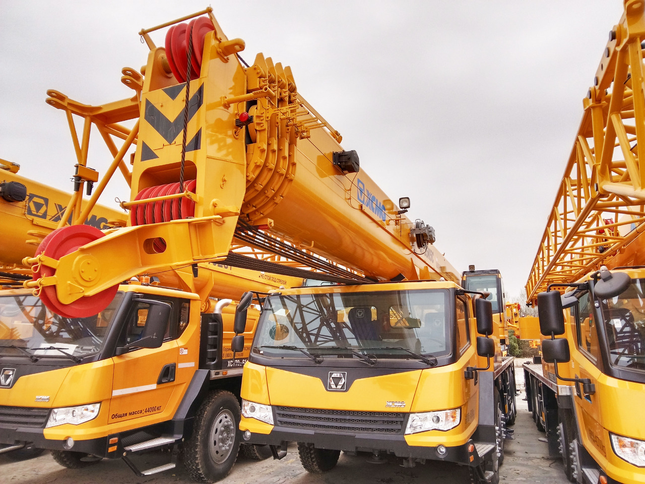 XCMG Manufacturer Second Hand Lorry Truck Crane QY55K5C_2 55 Ton Mobile Hydraulic Crane For Sale - Mobiele kraan: afbeelding 2 XCMG Manufacturer Second Hand Lorry Truck Crane QY55K5C_2 55 Ton Mobile Hydraulic Crane For Sale - Mobiele kraan: afbeelding 2