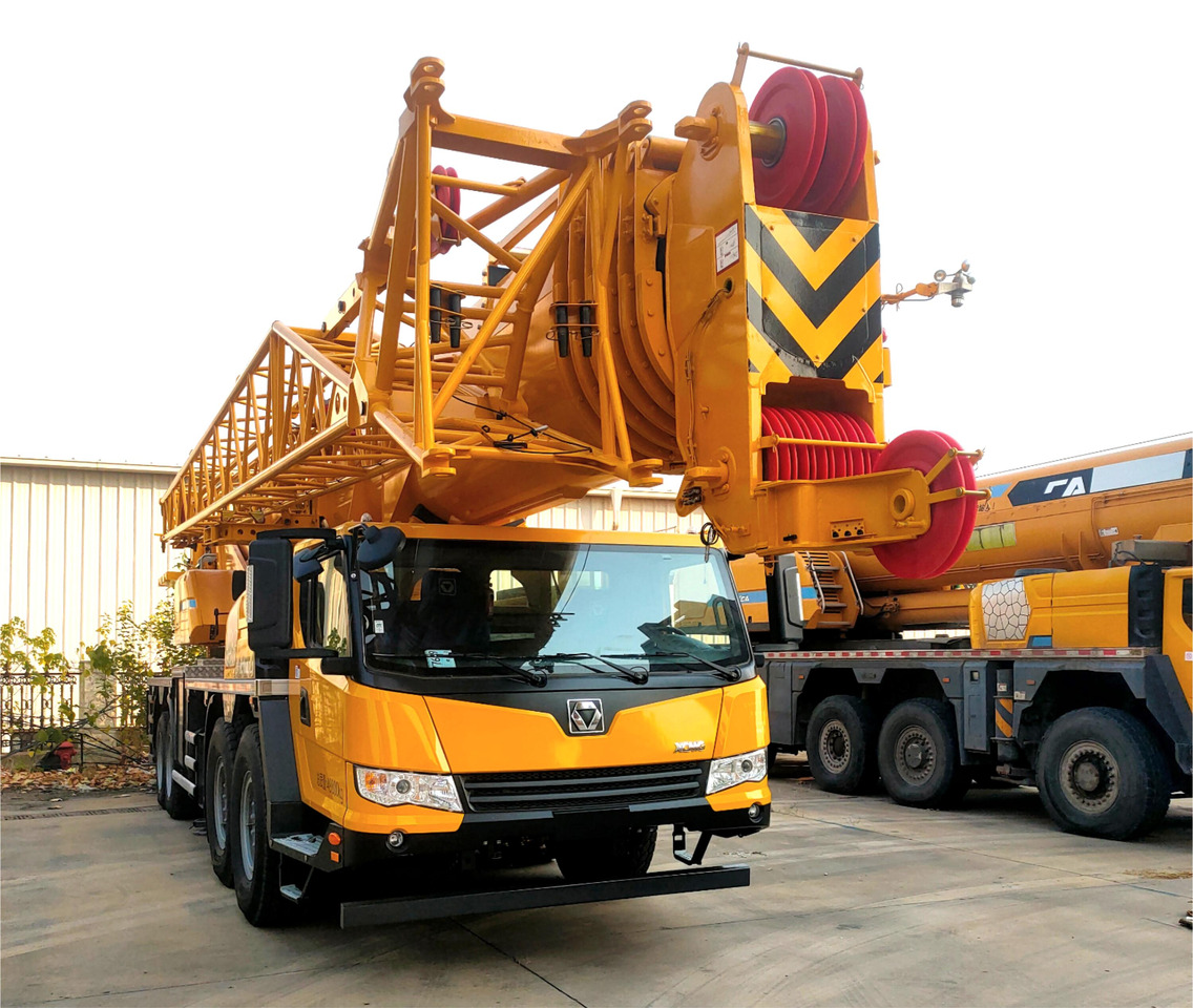 XCMG Offical 100 Tons Used Truck Crane XCT100L7-1 Boom Mobile Crane Price For Sale - Mobiele kraan: afbeelding 2 XCMG Offical 100 Tons Used Truck Crane XCT100L7-1 Boom Mobile Crane Price For Sale - Mobiele kraan: afbeelding 2