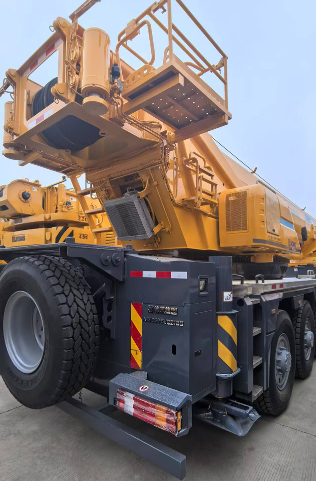 XCMG Official 130 ton Used Mobile Crane XCT130_1 Hydraulic Crane Price List - Mobiele kraan: afbeelding 3 XCMG Official 130 ton Used Mobile Crane XCT130_1 Hydraulic Crane Price List - Mobiele kraan: afbeelding 3