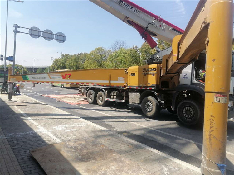 XCMG Official 2019 Year Hb62V Second Hand Used Hydraulic Concrete Pump Truck - Betonpomp: afbeelding 4 XCMG Official 2019 Year Hb62V Second Hand Used Hydraulic Concrete Pump Truck - Betonpomp: afbeelding 4