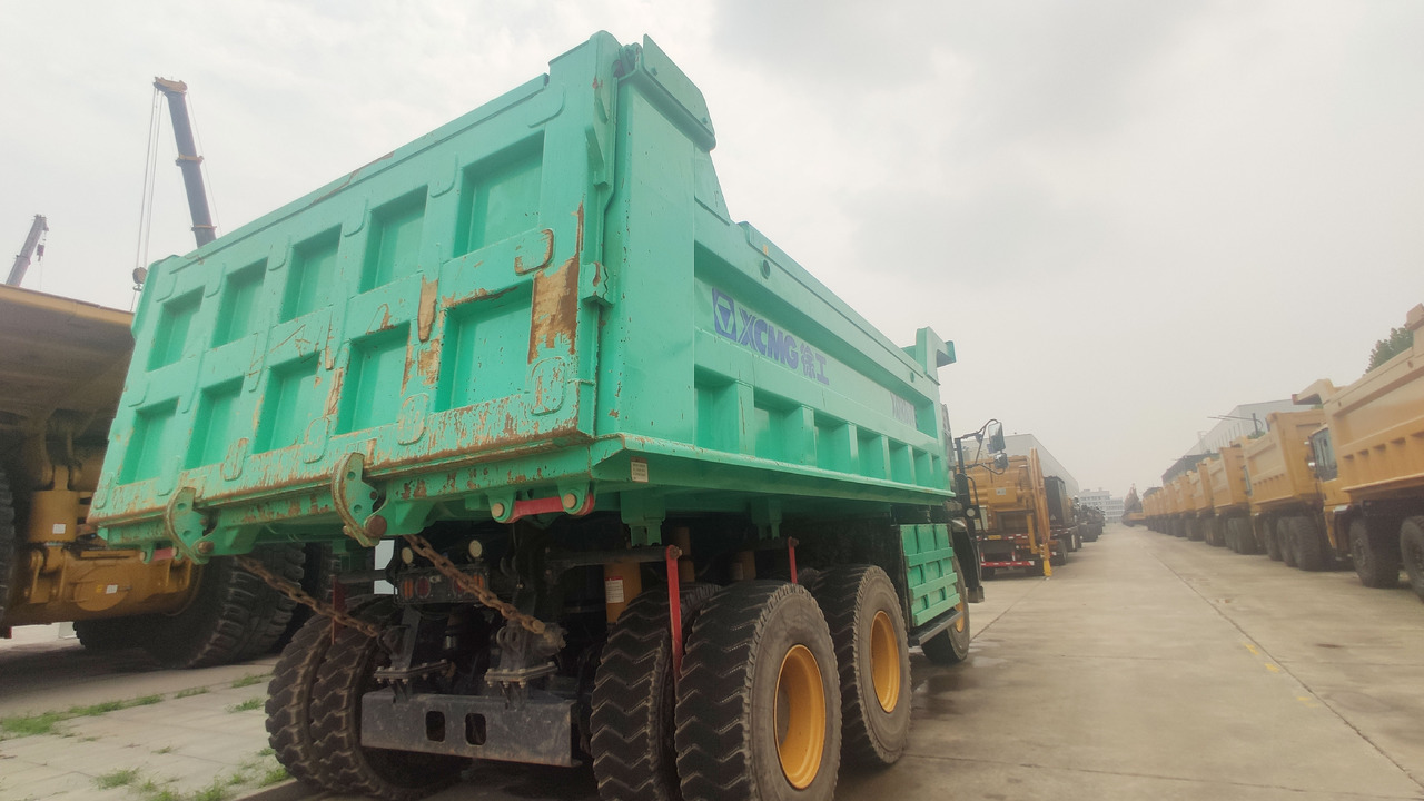 XCMG Official 2022 Year Used 72 Ton Cheap Tipper Truck XDR80TE Dumper Truck Price - Kiepwagen: afbeelding 4 XCMG Official 2022 Year Used 72 Ton Cheap Tipper Truck XDR80TE Dumper Truck Price - Kiepwagen: afbeelding 4