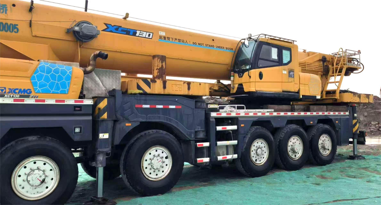 XCMG Official Second Hand 100 ton Mobile Crane XCT100 Hydraulic Pickup Truck Crane Price - Mobiele kraan: afbeelding 4 XCMG Official Second Hand 100 ton Mobile Crane XCT100 Hydraulic Pickup Truck Crane Price - Mobiele kraan: afbeelding 4