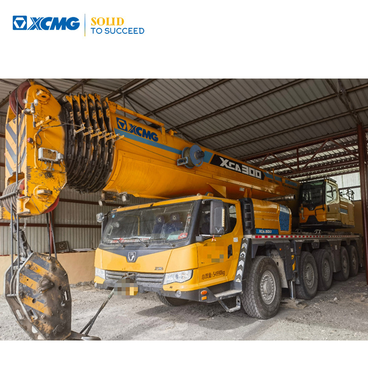 XCMG Official Second Hand 220 Ton Mobile Crane XCA220 Lifting All Terrain Crane Cheap Price - Alle terrein kraan: afbeelding 1 XCMG Official Second Hand 220 Ton Mobile Crane XCA220 Lifting All Terrain Crane Cheap Price - Alle terrein kraan: afbeelding 1