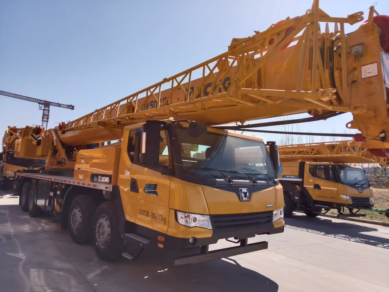 XCMG Official Second Hand 50 Ton Mobile Crane QY50K5D _5 Hydraulic Truck Mounted Crane Price For Sale - Mobiele kraan: afbeelding 2 XCMG Official Second Hand 50 Ton Mobile Crane QY50K5D _5 Hydraulic Truck Mounted Crane Price For Sale - Mobiele kraan: afbeelding 2