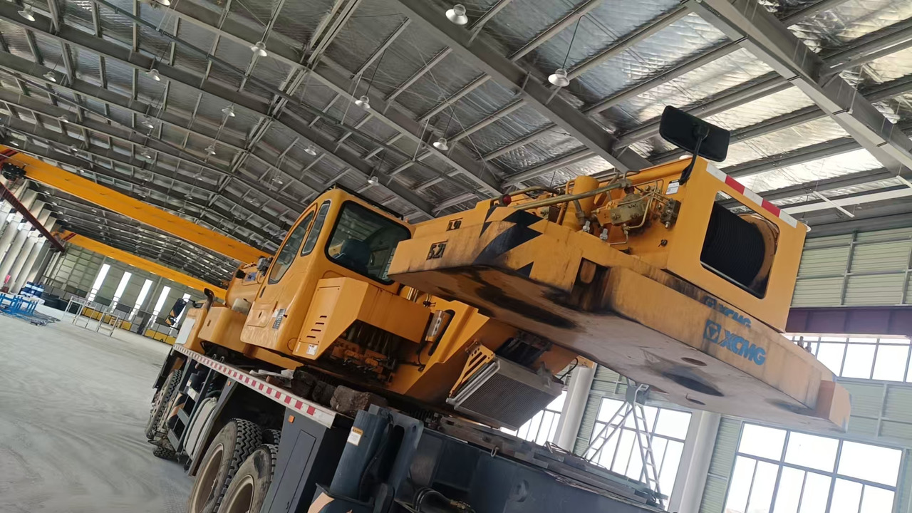 XCMG Official Second Hand 70 Ton Mobile Crane QY70K5D_1 Truck Mounted Crane - Mobiele kraan: afbeelding 3 XCMG Official Second Hand 70 Ton Mobile Crane QY70K5D_1 Truck Mounted Crane - Mobiele kraan: afbeelding 3