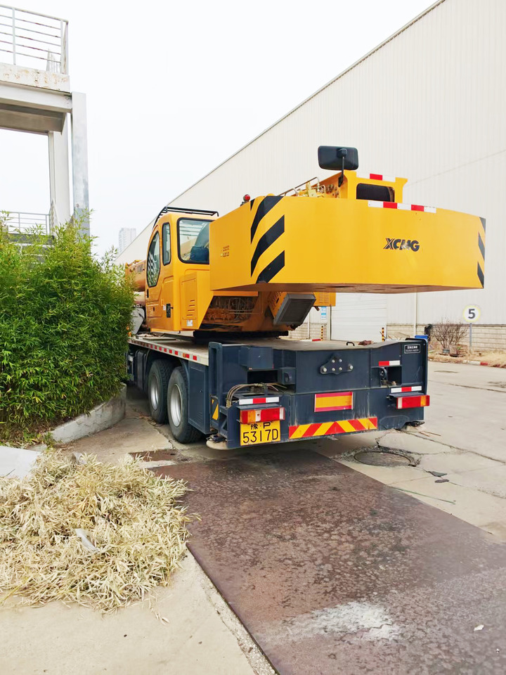 XCMG Official Second Hand Mobile Crane 25 Ton QY25K5D-5 Used Truck Cranes Price - Mobiele kraan: afbeelding 4 XCMG Official Second Hand Mobile Crane 25 Ton QY25K5D-5 Used Truck Cranes Price - Mobiele kraan: afbeelding 4