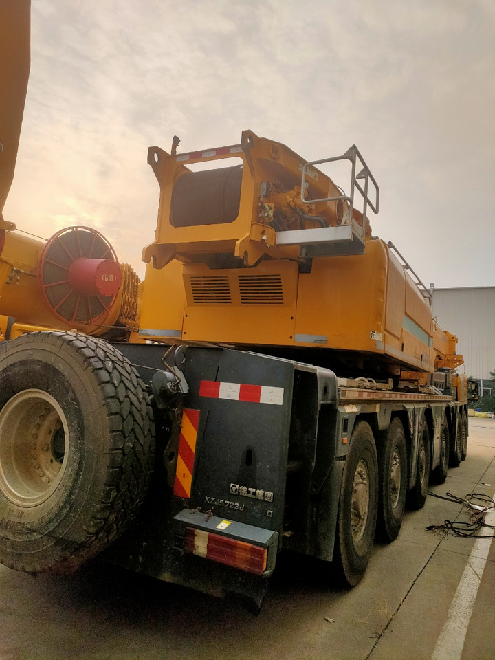 XCMG Official Second Hand Truck Cranes XCA300_1 300 Ton Mobile Crane Price - Alle terrein kraan: afbeelding 2 XCMG Official Second Hand Truck Cranes XCA300_1 300 Ton Mobile Crane Price - Alle terrein kraan: afbeelding 2