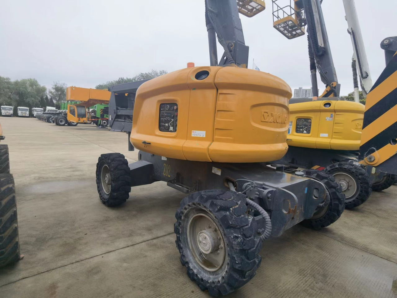 XCMG Official Used Aerial Work Platform Lift GTBZ18A1 18m Cherry Picker Boom Lift Hot Sale - Knikarmhoogwerker: afbeelding 3 XCMG Official Used Aerial Work Platform Lift GTBZ18A1 18m Cherry Picker Boom Lift Hot Sale - Knikarmhoogwerker: afbeelding 3