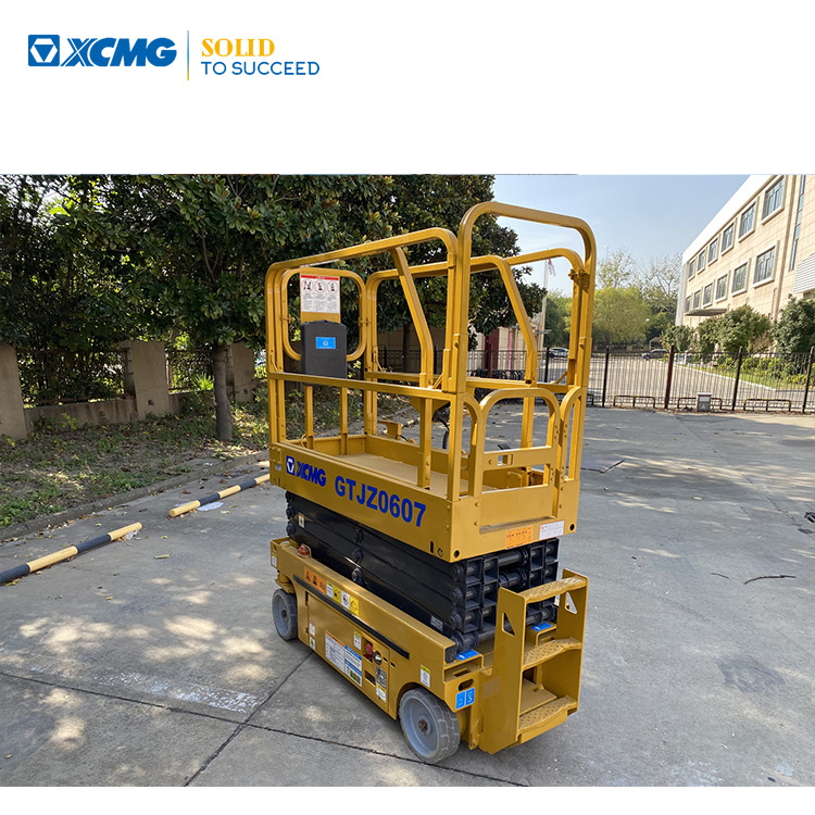 XCMG Official Used Aerial Work Platforms GTJZ0607 Mobile Scissor Lift For Sale - Schaarlift: afbeelding 1 XCMG Official Used Aerial Work Platforms GTJZ0607 Mobile Scissor Lift For Sale - Schaarlift: afbeelding 1