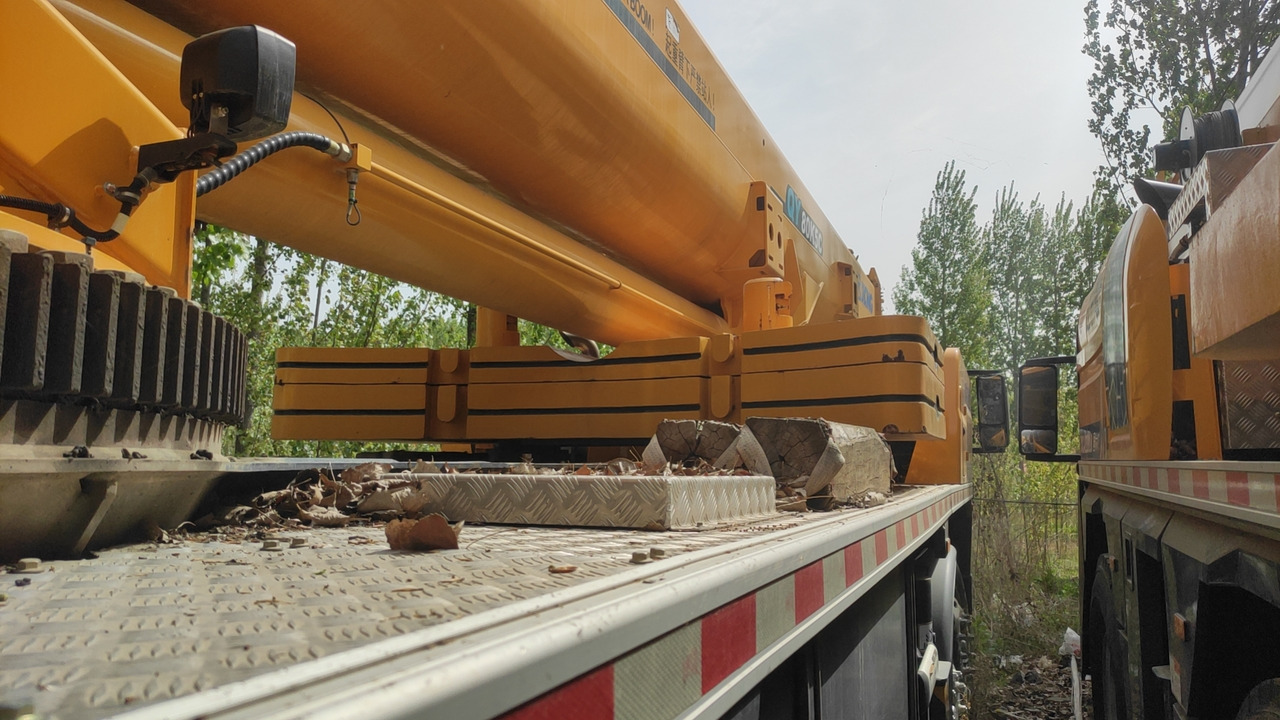XCMG Official Used Mobile Crane QY80K5C 80 Ton Pickup Truck Crane - Mobiele kraan: afbeelding 4 XCMG Official Used Mobile Crane QY80K5C 80 Ton Pickup Truck Crane - Mobiele kraan: afbeelding 4