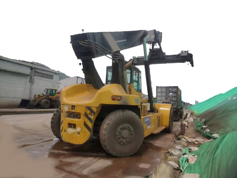 XCMG Official Used Mobile Reach Stacker 45 Tons XCS4531K For Container Price List - Reach stacker: afbeelding 3 XCMG Official Used Mobile Reach Stacker 45 Tons XCS4531K For Container Price List - Reach stacker: afbeelding 3