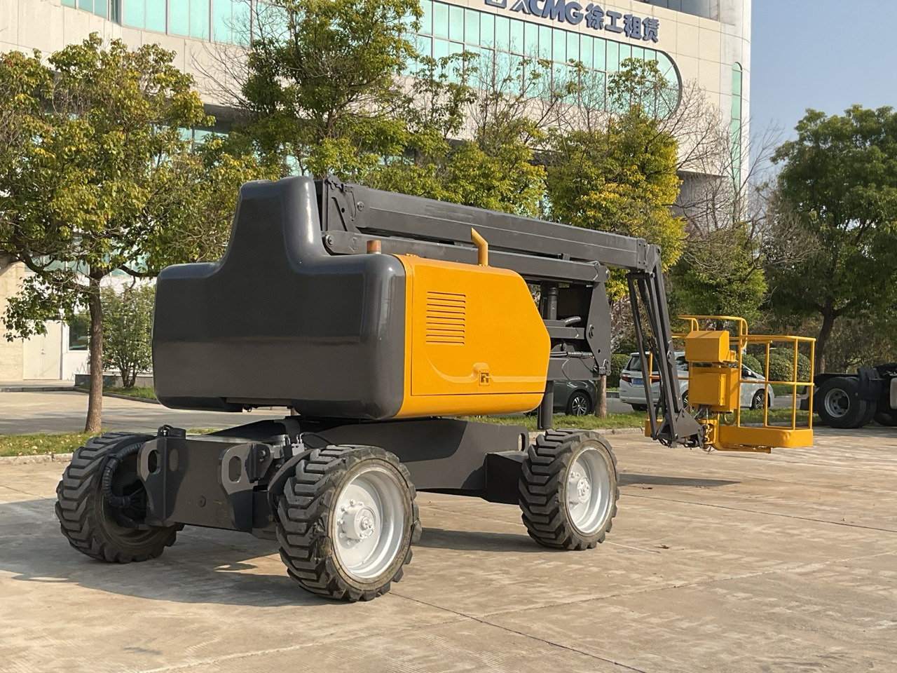 XCMG Official Used Self Propelled Boom Lift GTBZ18 18m Cherry Picker Price List - Knikarmhoogwerker: afbeelding 2 XCMG Official Used Self Propelled Boom Lift GTBZ18 18m Cherry Picker Price List - Knikarmhoogwerker: afbeelding 2