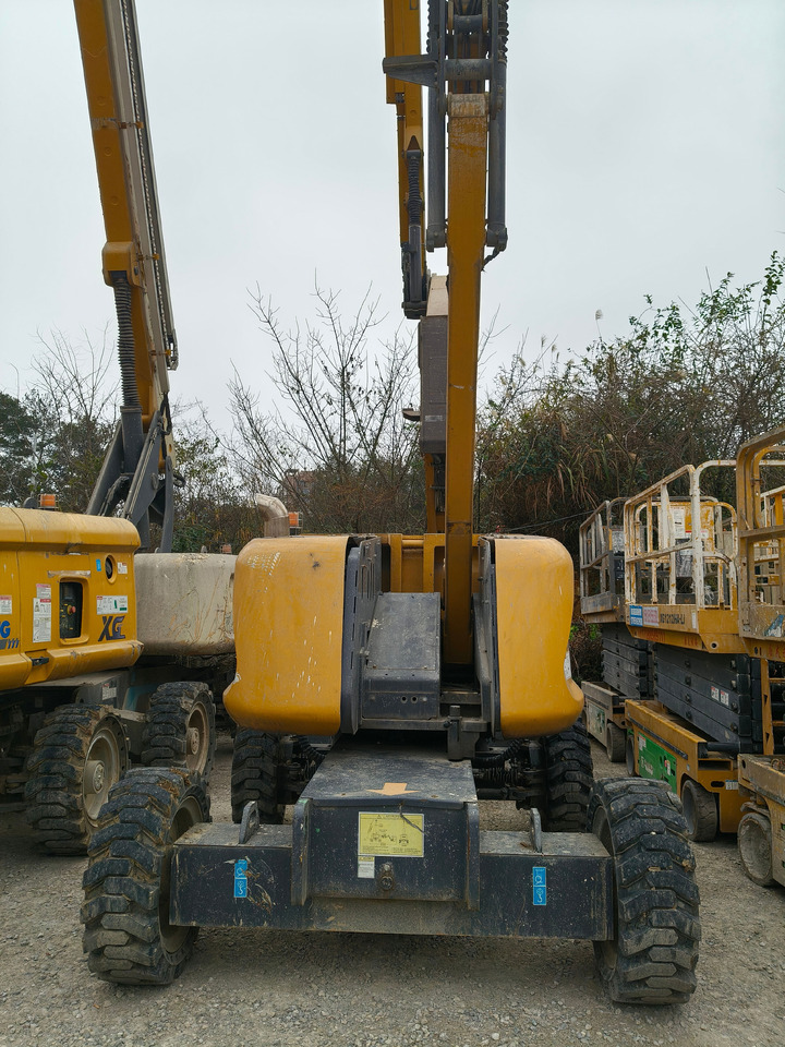 XCMG Official XGA16 16m Second Hand Articulated Boom Lift Platform With High Quality - Knikarmhoogwerker: afbeelding 4 XCMG Official XGA16 16m Second Hand Articulated Boom Lift Platform With High Quality - Knikarmhoogwerker: afbeelding 4