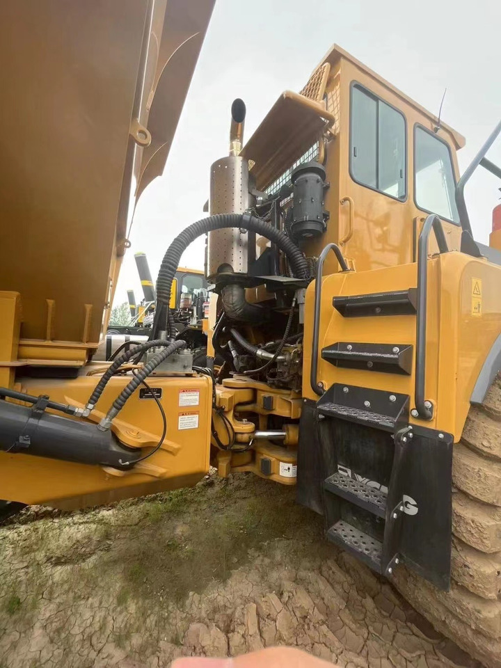 XCMG Official Xda40 China 2018 Year 40 Ton Used Dump Tipper Truck in Good Condition - Kiepwagen met knikbesturing: afbeelding 4 XCMG Official Xda40 China 2018 Year 40 Ton Used Dump Tipper Truck in Good Condition - Kiepwagen met knikbesturing: afbeelding 4
