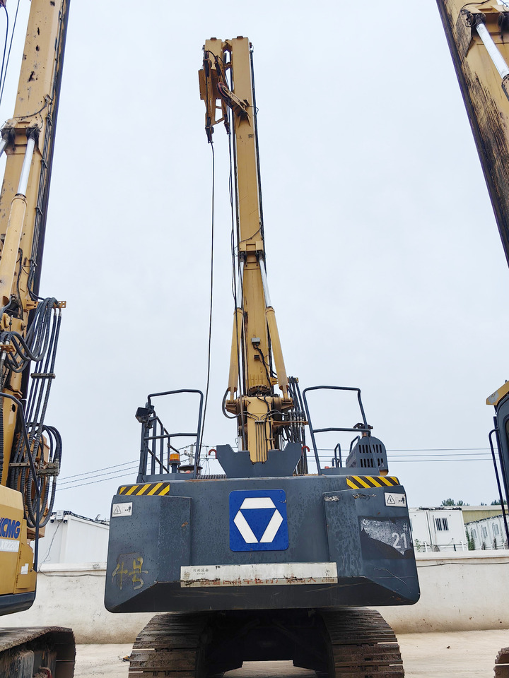 XCMG Offiical Used Rotary Drilling Rigs Drilling Machine XR220D Pile Drilling Rig For Sale - Boormachine: afbeelding 4 XCMG Offiical Used Rotary Drilling Rigs Drilling Machine XR220D Pile Drilling Rig For Sale - Boormachine: afbeelding 4