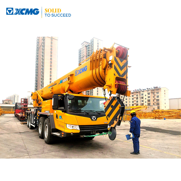 XCMG QY180K5C hydraulic telescopic boom diesel lift crane truck - Mobiele kraan: afbeelding 1 XCMG QY180K5C hydraulic telescopic boom diesel lift crane truck - Mobiele kraan: afbeelding 1