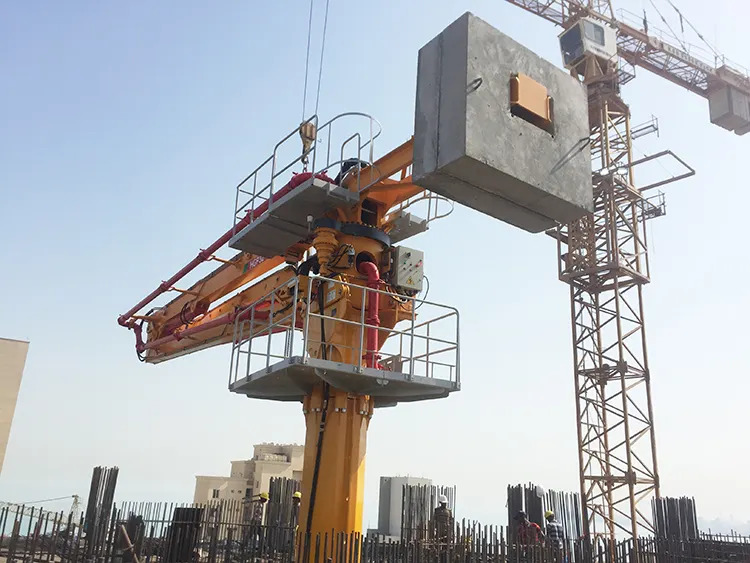 XCMG Schwing Concrete Distributor HGP32 High Efficiency 22kw 32m Hydraulic Spider Concrete Placing Boom Made in China - Kleine betonpomp: afbeelding 4 XCMG Schwing Concrete Distributor HGP32 High Efficiency 22kw 32m Hydraulic Spider Concrete Placing Boom Made in China - Kleine betonpomp: afbeelding 4