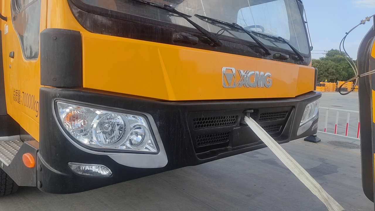 XCMG Truck crane Second Hand mobile hydraulic crane QAY160 Used - Mobiele kraan: afbeelding 4 XCMG Truck crane Second Hand mobile hydraulic crane QAY160 Used - Mobiele kraan: afbeelding 4