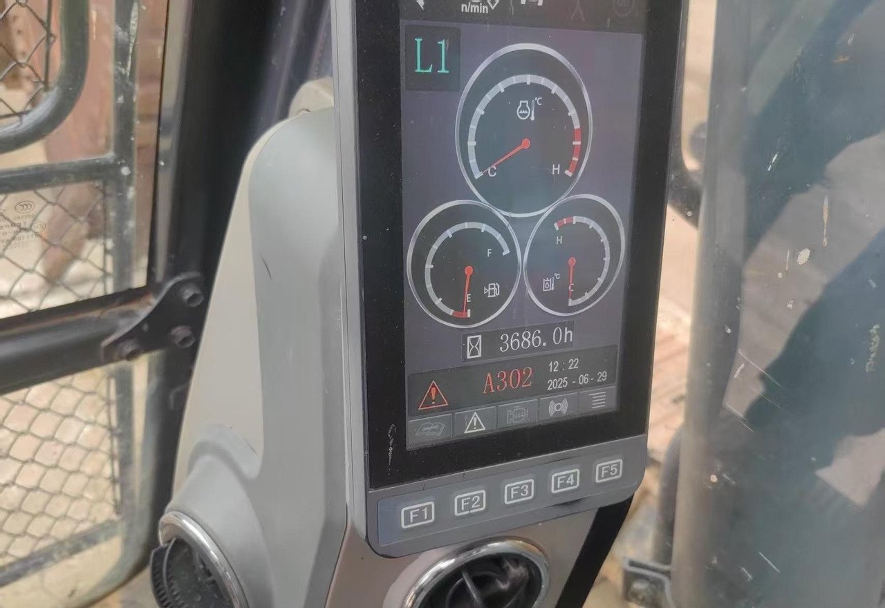 XCMG XE215DA 20ton medium used crawler excavator hydraulic price - Rupsgraafmachine: afbeelding 5 XCMG XE215DA 20ton medium used crawler excavator hydraulic price - Rupsgraafmachine: afbeelding 5