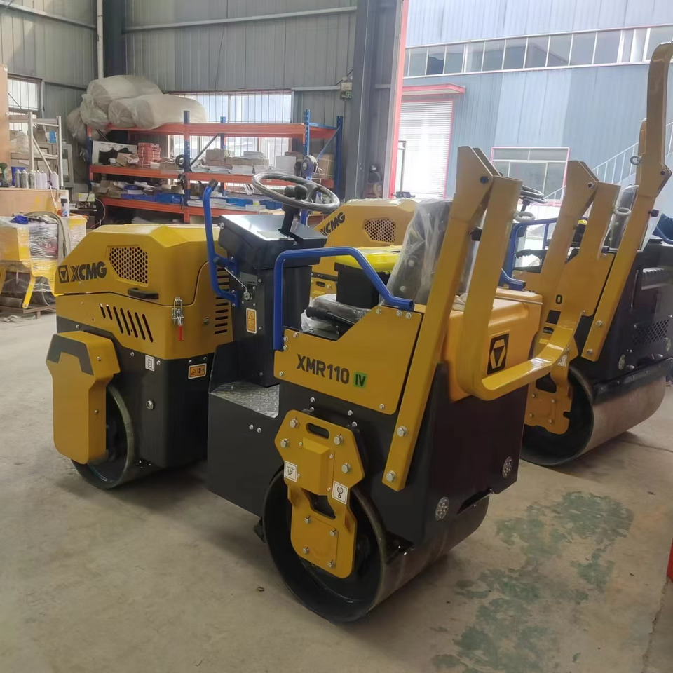 XCMG XMR110 1ton samll road roller hydraulic vibratory compator price - Kleine wals: afbeelding 5 XCMG XMR110 1ton samll road roller hydraulic vibratory compator price - Kleine wals: afbeelding 5