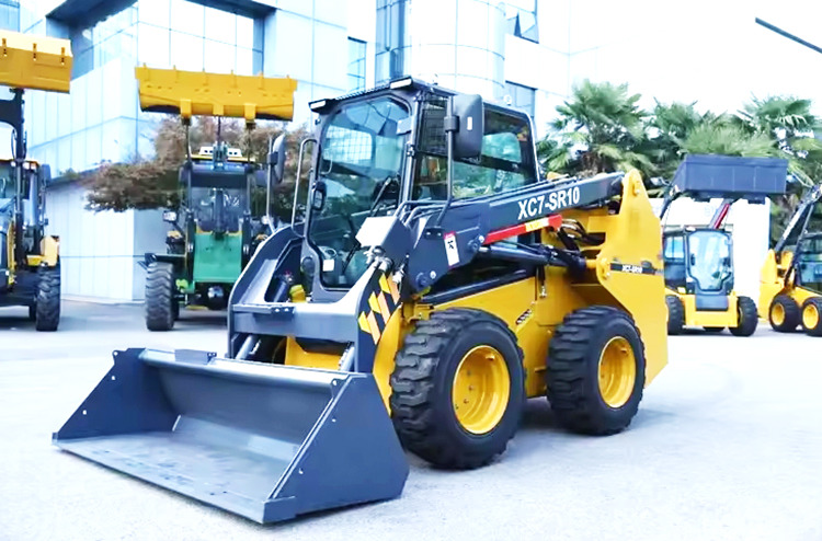 XCMG diesel skid steer wheel loader XC7-SR10 1ton machine price - Schranklader: afbeelding 4 XCMG diesel skid steer wheel loader XC7-SR10 1ton machine price - Schranklader: afbeelding 4