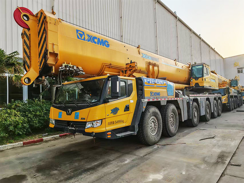 XCMG used XCA460 460ton mobile hydraulic all terrain crane price - Alle terrein kraan: afbeelding 3 XCMG used XCA460 460ton mobile hydraulic all terrain crane price - Alle terrein kraan: afbeelding 3