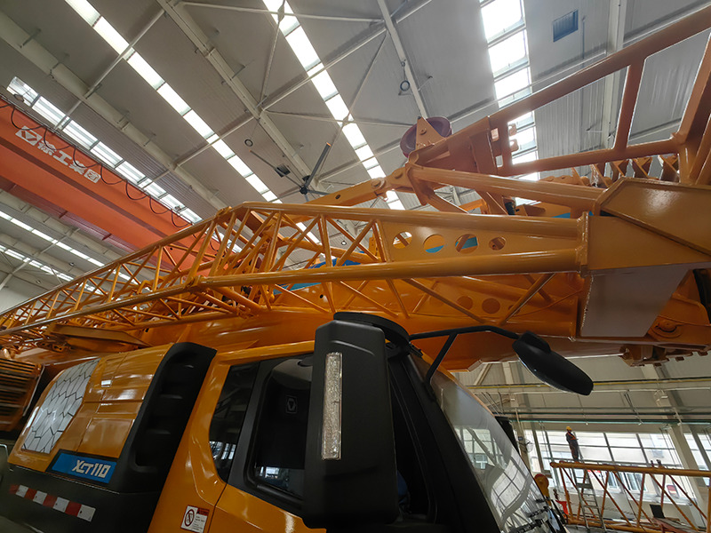XCMG used XCT110 110ton telescopic boom truck crane mobile for sale - Kraan: afbeelding 5 XCMG used XCT110 110ton telescopic boom truck crane mobile for sale - Kraan: afbeelding 5