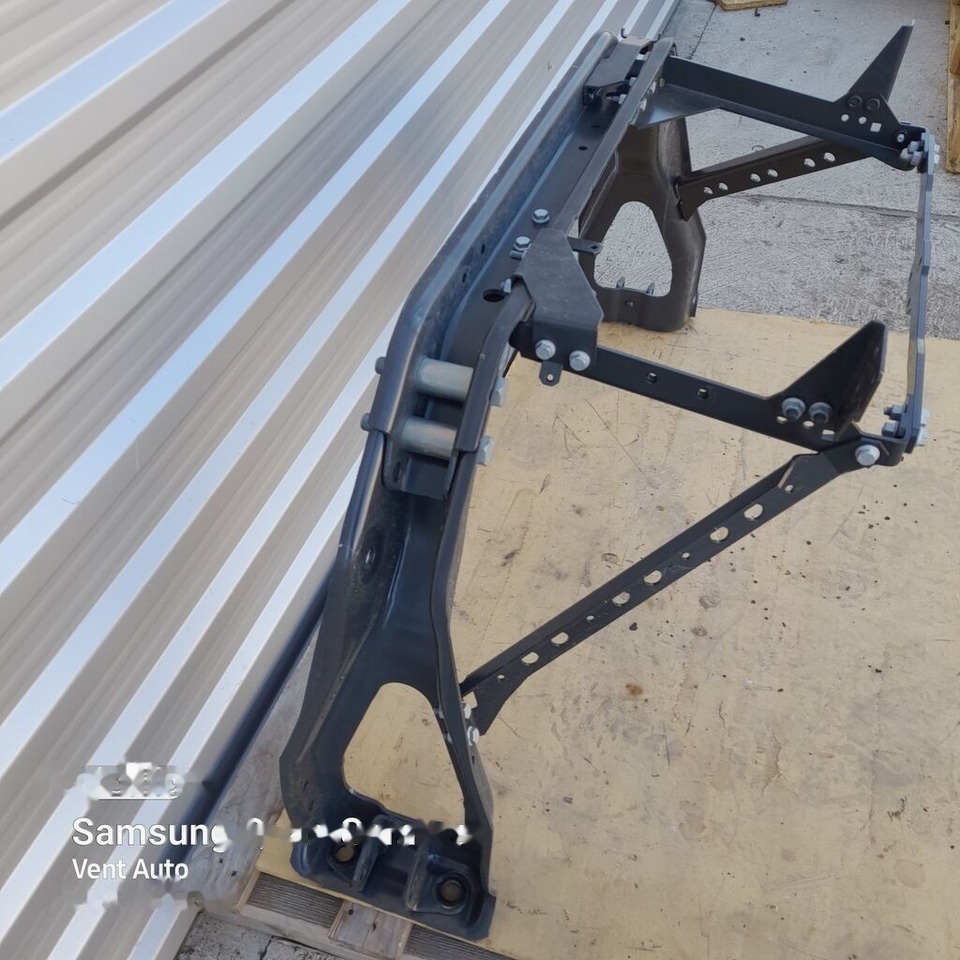 BELKA / ZAWIESZENIE KABINY TYŁ Mercedes-Benz ACTROS MP4 A9603176195 / A9603108560 Mercedes-Benz A9603176195 / A9603108560 - Carrosserie en exterieur voor Vrachtwagen: afbeelding 4 BELKA / ZAWIESZENIE KABINY TYŁ Mercedes-Benz ACTROS MP4 A9603176195 / A9603108560 Mercedes-Benz A9603176195 / A9603108560 - Carrosserie en exterieur voor Vrachtwagen: afbeelding 4