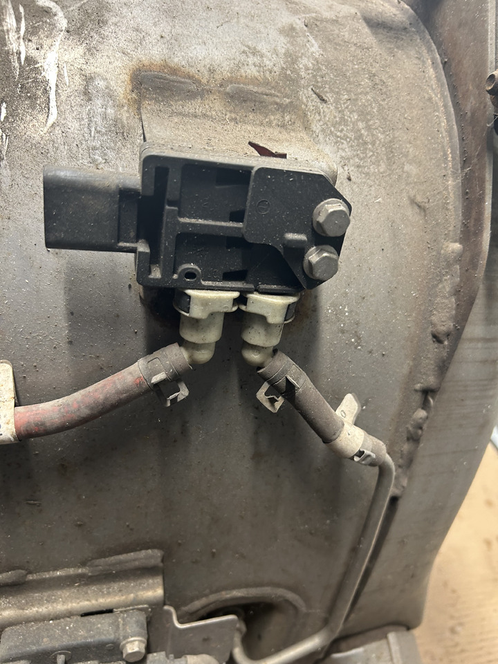 DAF DPF CATALYTIC CONVERTER DAF XF 106 - Katalysator: afbeelding 3 DAF DPF CATALYTIC CONVERTER DAF XF 106 - Katalysator: afbeelding 3