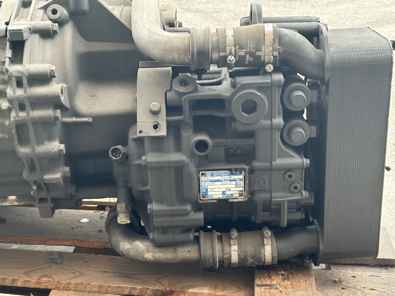 DAF XF 106 12AS2131 TD 2011072 DAF XF 106 truck - Versnellingsbak voor Vrachtwagen: afbeelding 4 DAF XF 106 12AS2131 TD 2011072 DAF XF 106 truck - Versnellingsbak voor Vrachtwagen: afbeelding 4